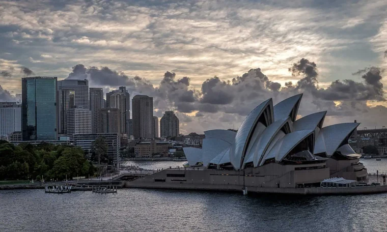 Top 7 Must-Visit Places in Australia for First-Time
Travelers